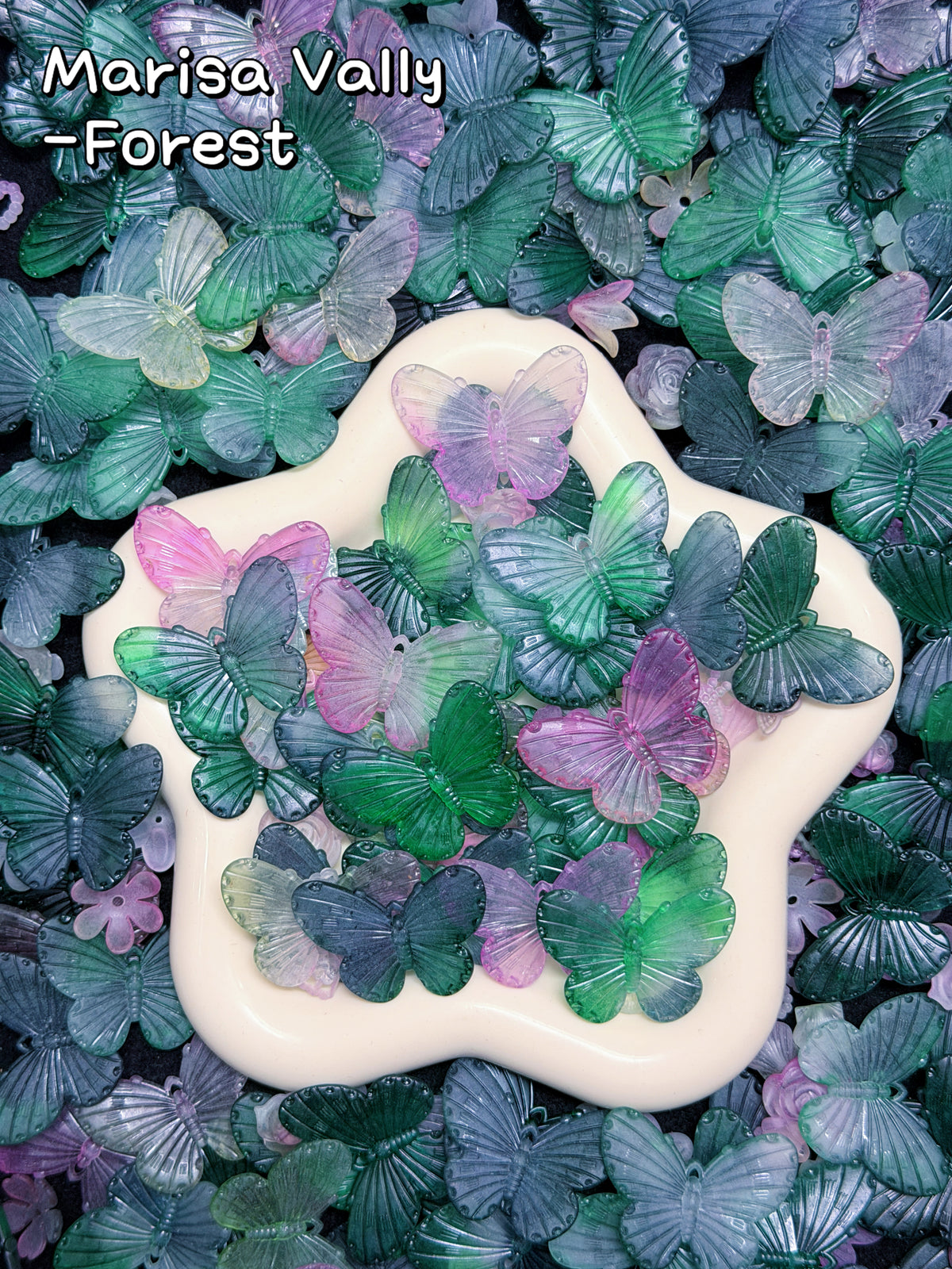 【Mariposa Valley】Drilled crescent acrylics butterfly charms