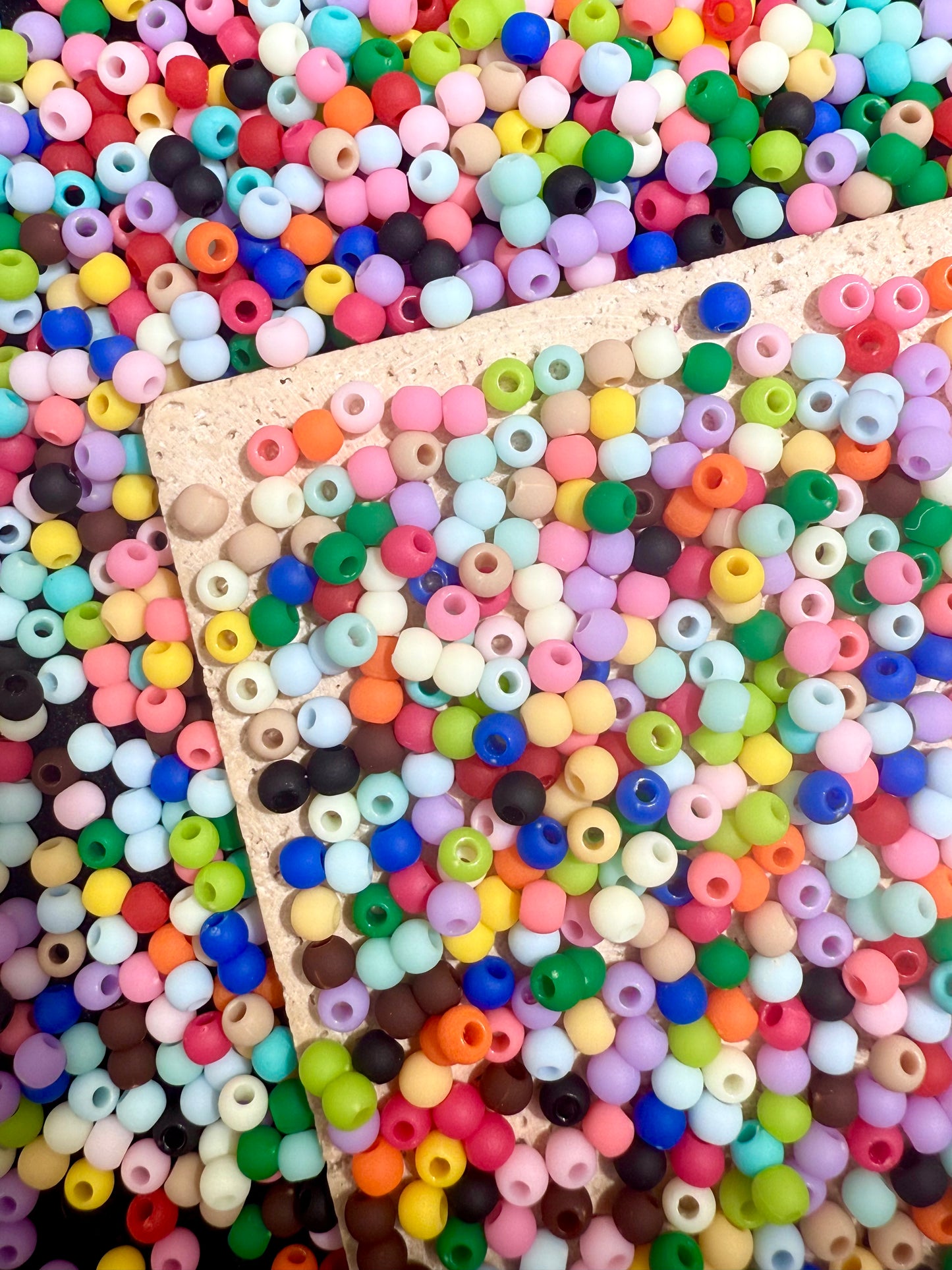 【Candy Caviar】4mm soft-touch coating special Acrylics Beads