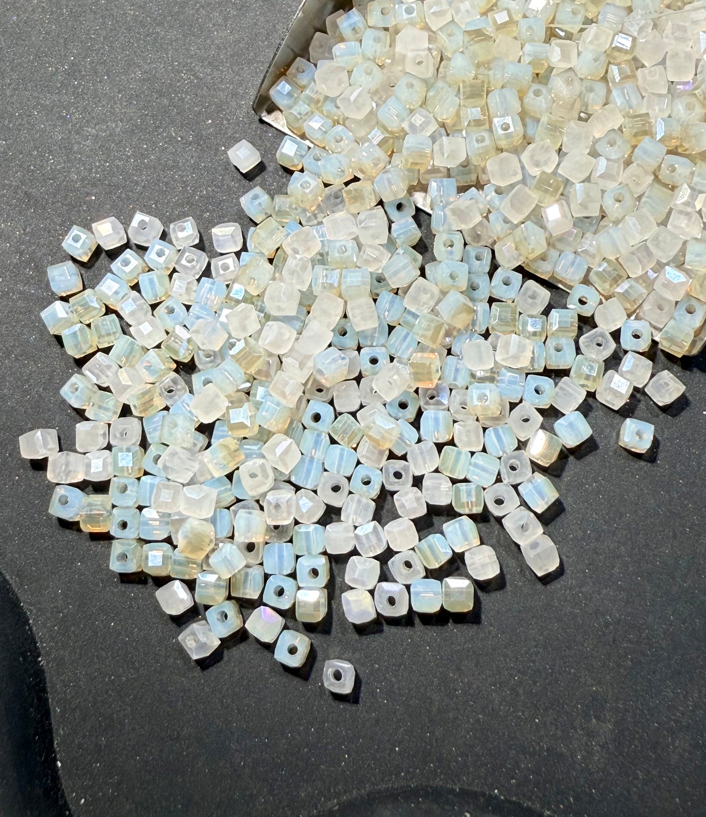 A001.NEW【Sparkling Spritz】K9 Crystal Glass 2mm Beads (exclusive offer)