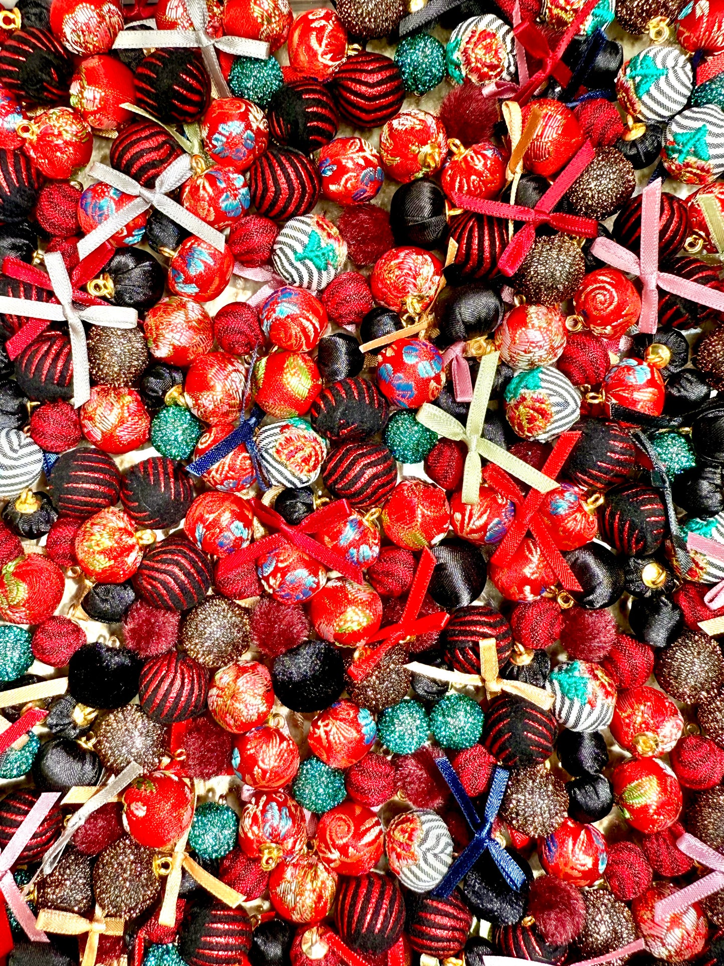 【Pom Pom Mix】11mm-16mm fabric beads mixes
