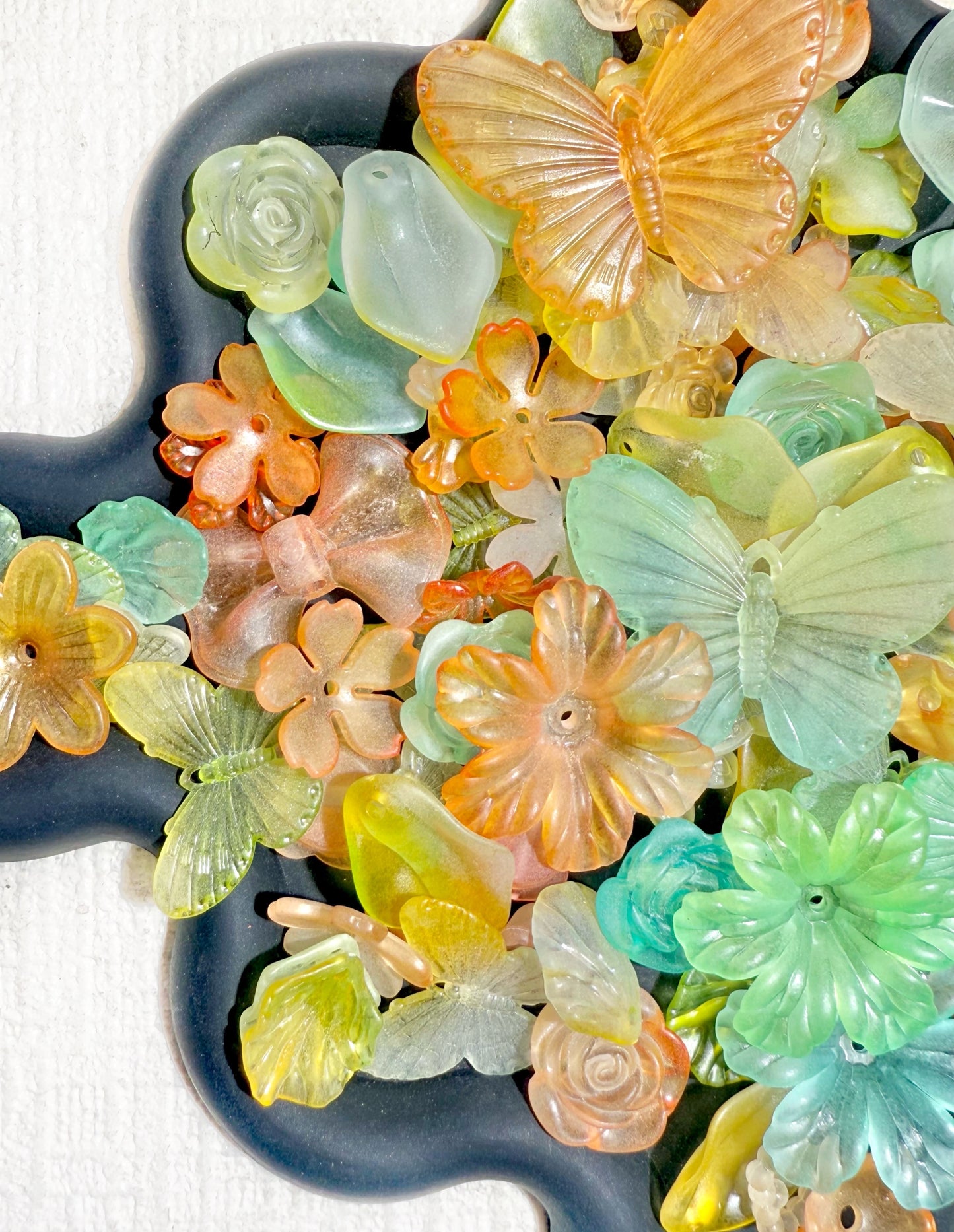 【Butterfly Valley】B1G1 SALE, Drilled flora charms, phonecase/keychain/jewelery acrylics