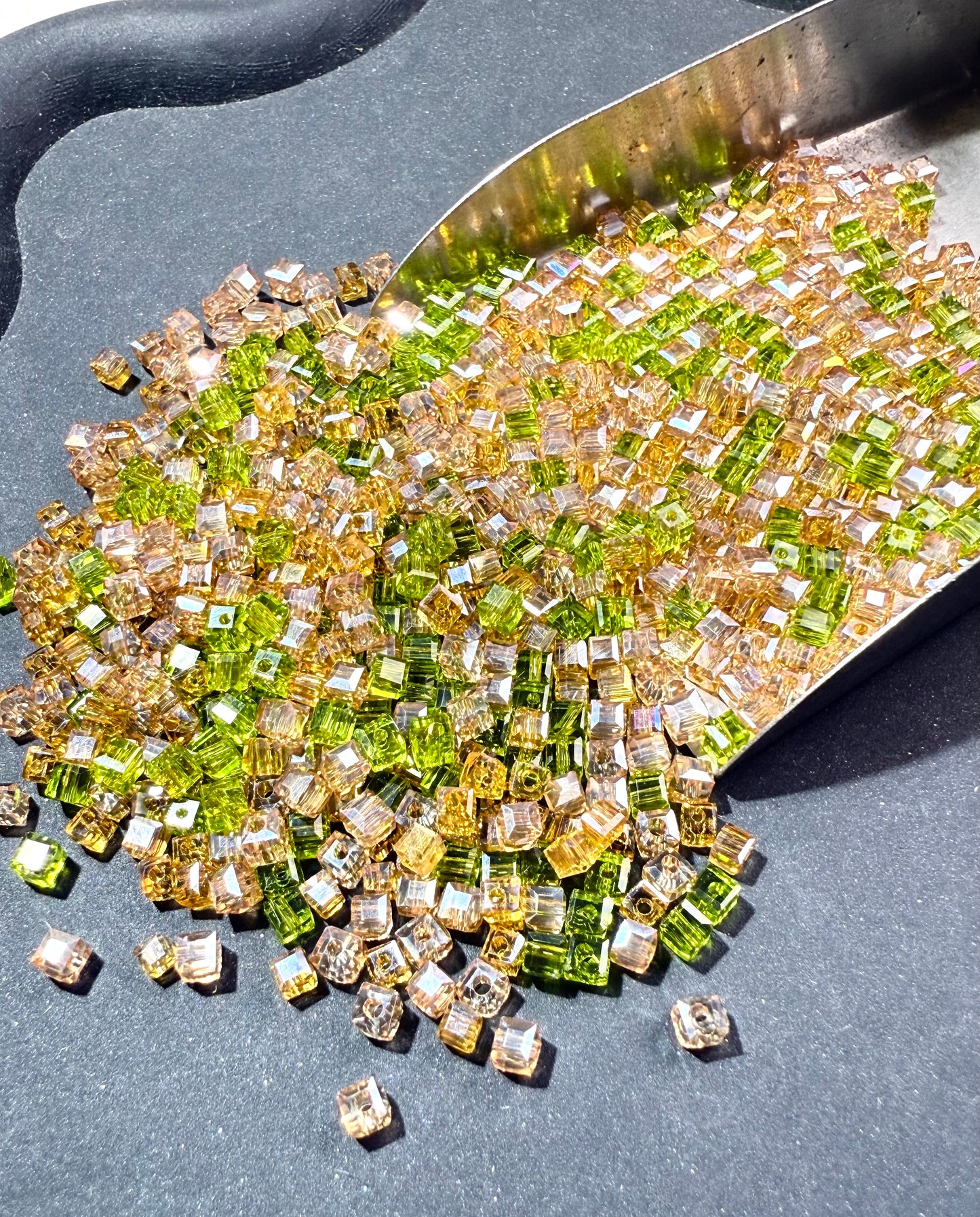 A001.NEW【Sparkling Spritz】K9 Crystal Glass 2mm Beads (exclusive offer)