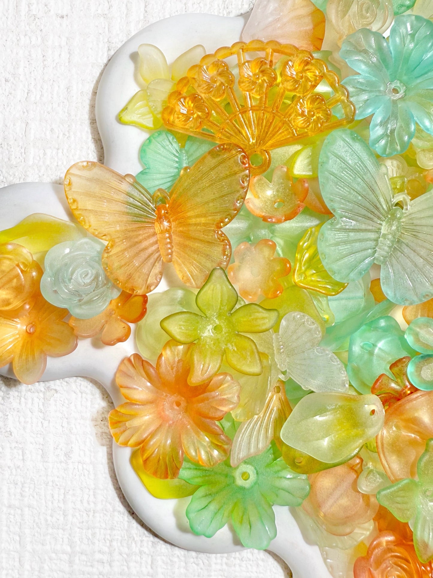 【Butterfly Valley】B1G1 SALE, Drilled flora charms, phonecase/keychain/jewelery acrylics