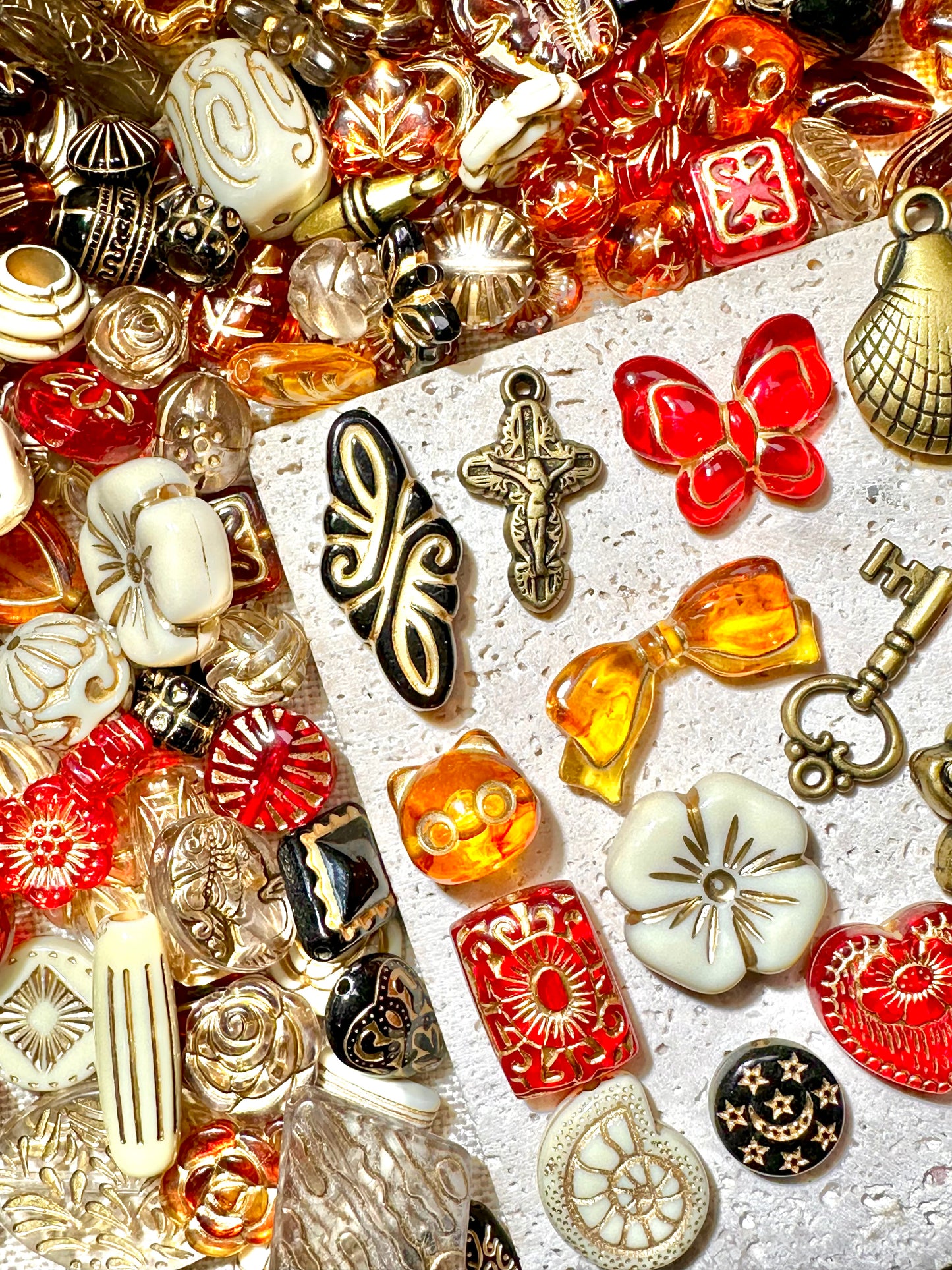 【Prague Palace】Exquisite drilled acrylics charms, jewelry/keychain diy