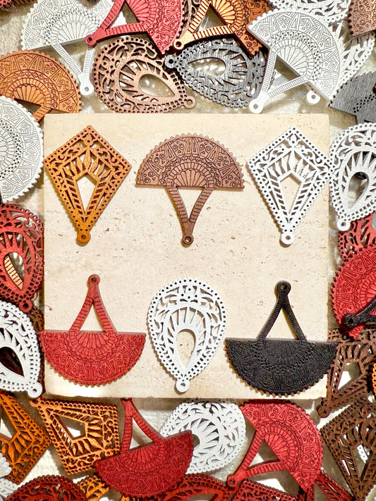 【Gypsy Beauty】wooden intricate drilled charms, earrings/keychain/wind-bells