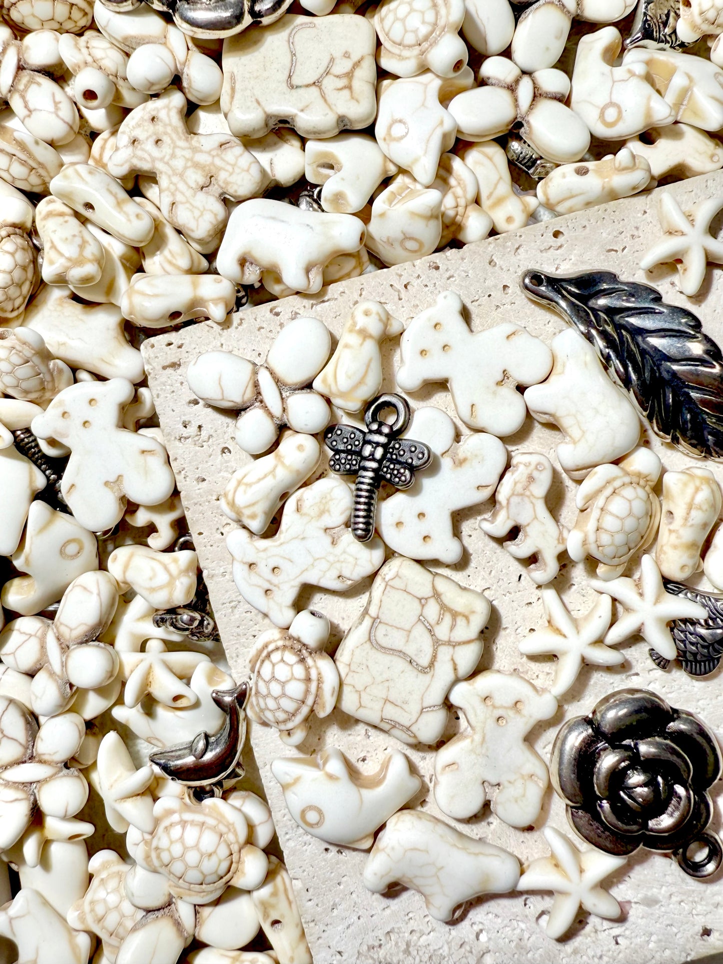 【Graveyard Keeper】stone beads, skull/bones/leaves/butterflies etc