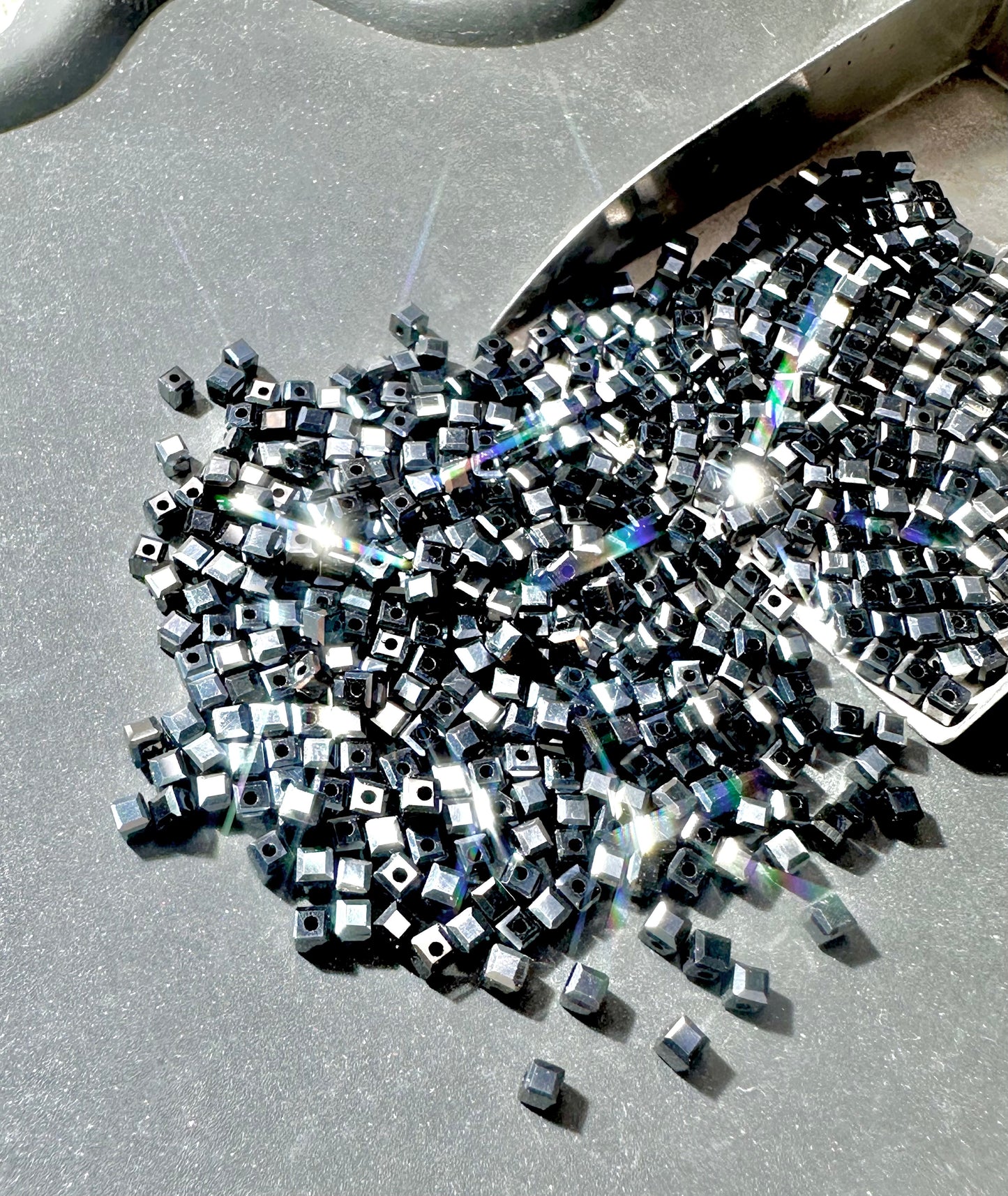 A001.NEW【Sparkling Spritz】K9 Crystal Glass 2mm Beads (exclusive offer)