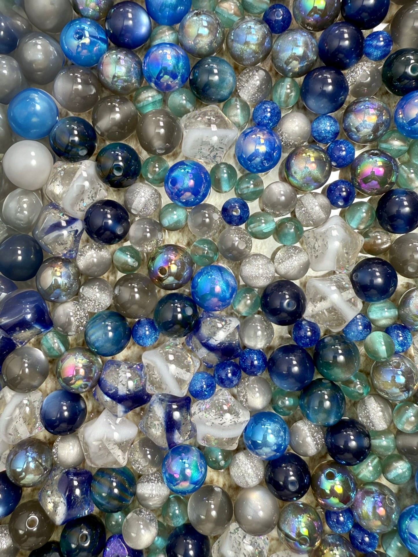 【Dazzling Galaxy】shimmering diamond sparkle acrylic beads mix, 16mm (making wreath, keychain, pens etc)