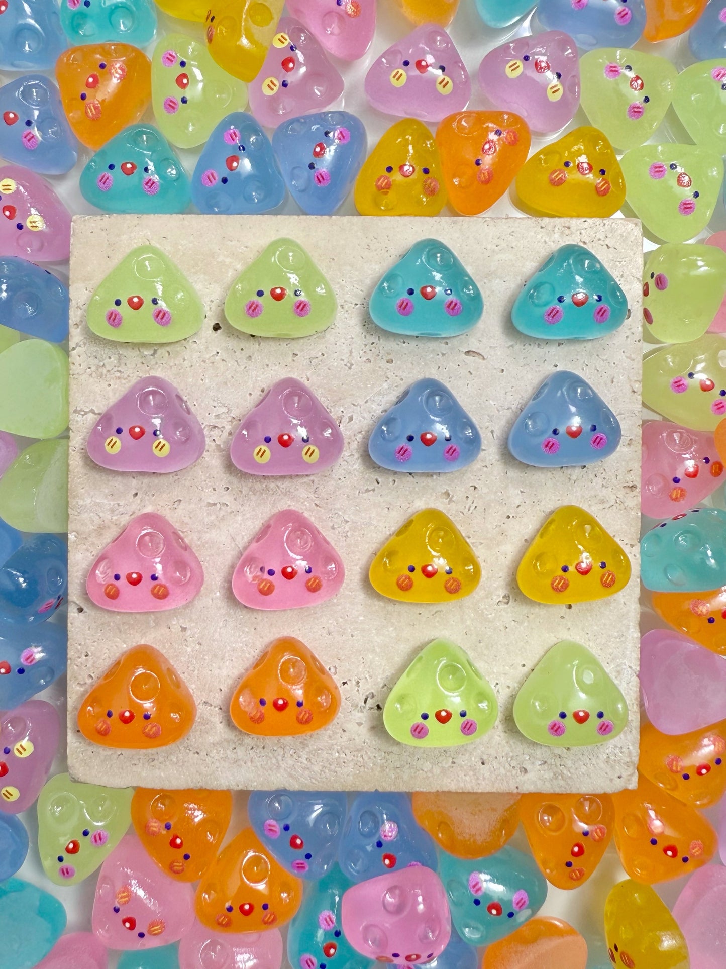 【Lumi Star】 Breloques en résine en forme d'étoile lumineuse et colorée