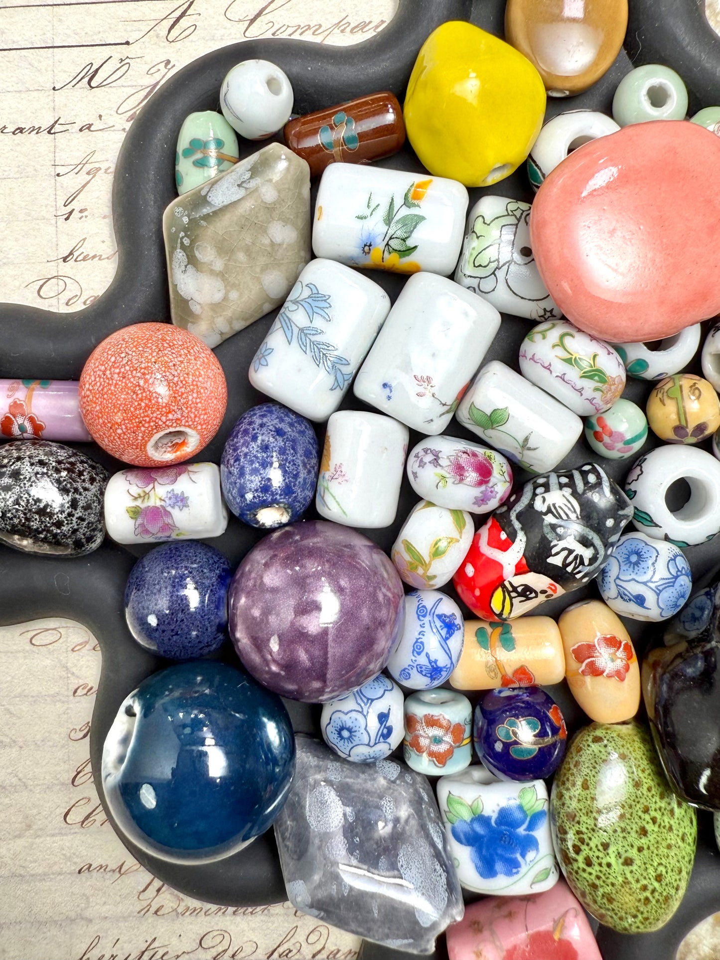 【Porcelain Flower】10mm delicate floral porcelain beads