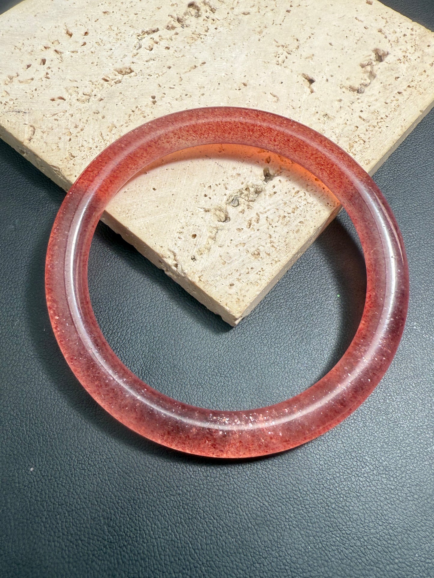 【Luxury Bangle】fancy luxury strawberry quartz bangles