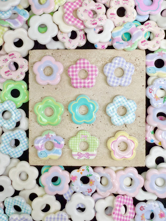 【Cute Buttons】colorful acrylics creative mix