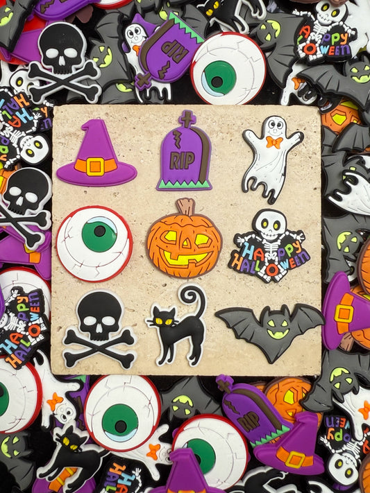 【Whose Crocs】PVC cute patterns, for crocs/hairpin/fridge magnets decoration