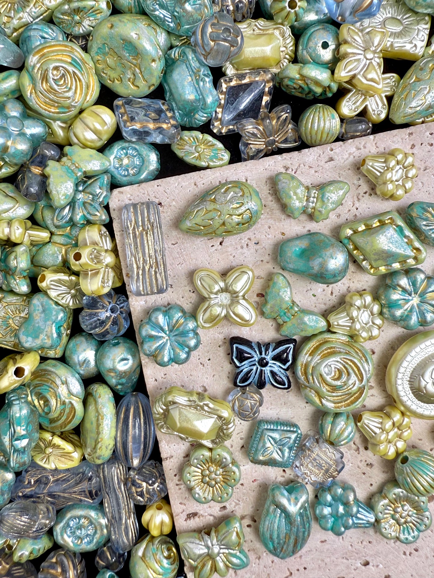 【Prague Palace】Exquisite drilled acrylics charms, jewelry/keychain diy