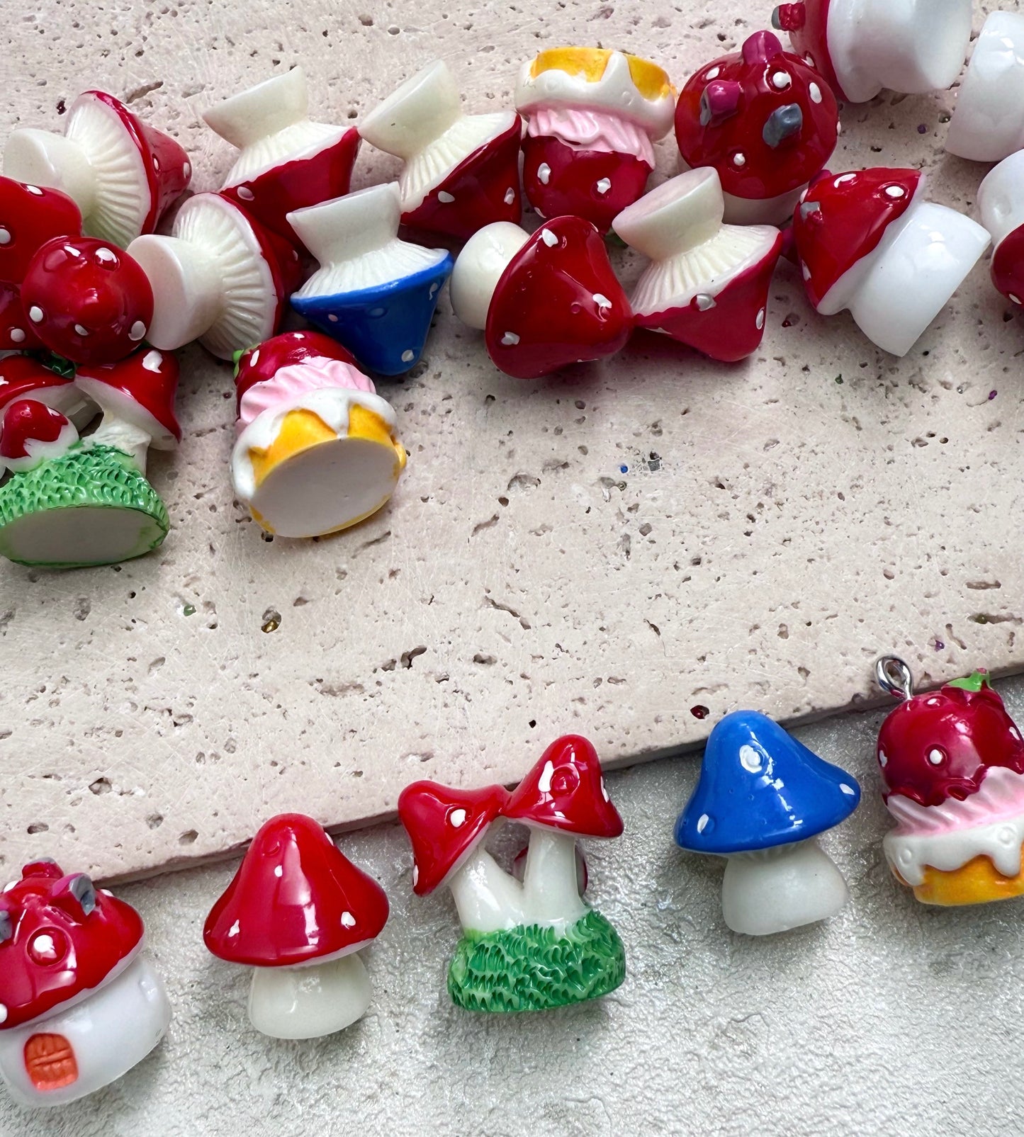 【Mushy House】mushroom resin charms