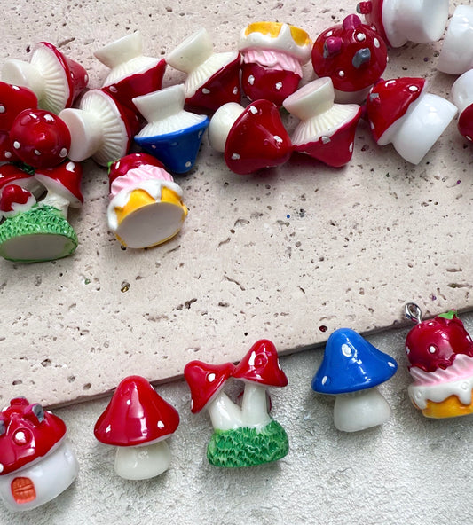【Mushy House】mushroom resin charms